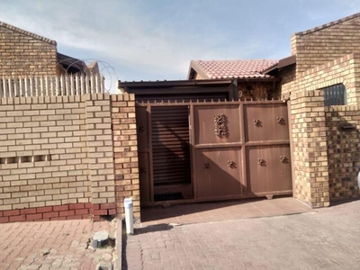 House For Sale In Motsu, Tembisa