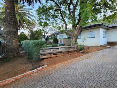 House For Sale In Navalsig, Bloemfontein