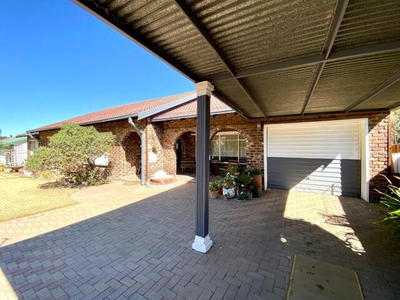 House For Sale In West Park, Kroonstad