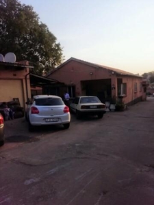 House For Sale In West Turffontein, Johannesburg
