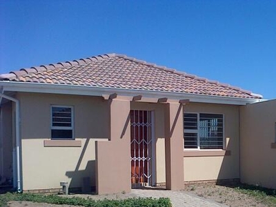 Townhouse For Rent In Amalinda, East London