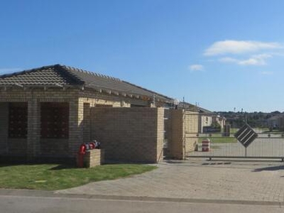 Townhouse For Rent In Kabega, Port Elizabeth