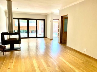 Townhouse For Rent In Morningside, Sandton