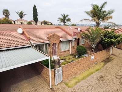 Townhouse For Sale In Norkem Park, Kempton Park