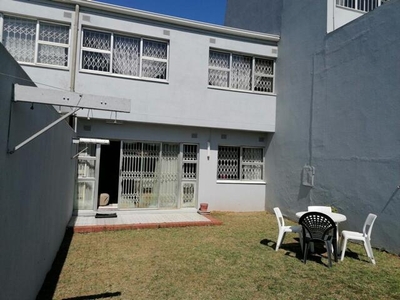 Townhouse For Sale In Reservoir Hills, Durban