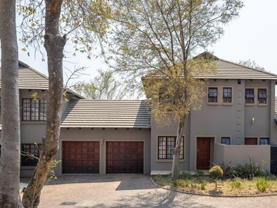 Townhouse For Sale In Valley View Estate, Centurion
