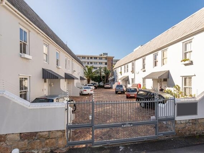 Townhouse For Sale In Wynberg Upper, Cape Town