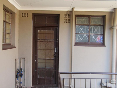 2 Bed Apartment/Flat For Rent Jeppestown Johannesburg