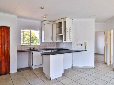 2 Bed Apartment/Flat for Sale Princess A H Roodepoort