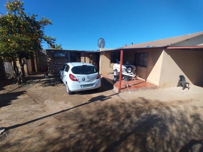 2 Bed Townhouse/Cluster for Sale Homevale Kimberley
