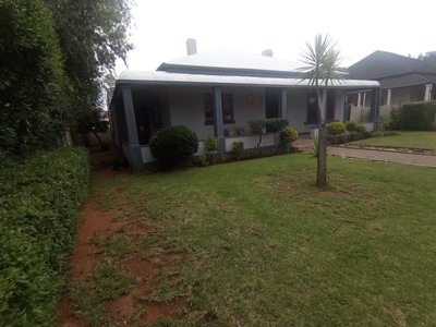 3 Bed House for Sale Beaconsfield Kimberley