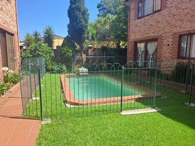3 Bedroom House To Let in Edenvale Central