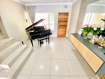 4 Bed House For Rent La Lucia Umhlanga