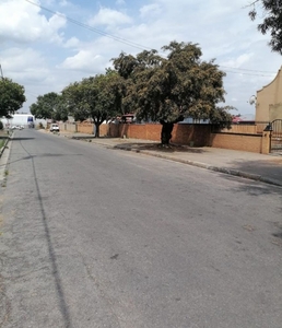 994m² Vacant Land Residential in Germiston South For Sale