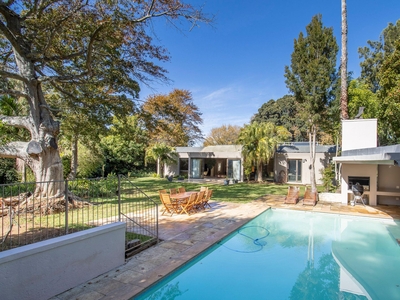 House For Sale in Constantia