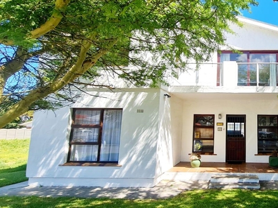 House For Sale in Kleinmond Central