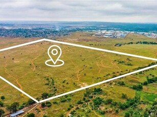 4.9 ha Land available in Raslouw