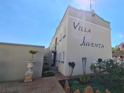 0.5 Bedroom Apartment / flat to rent in Kannoniers Park - Villa Juventa, 7 Silver Street