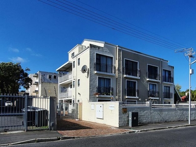1 Bedroom apartment to rent in Wynberg, Cape Town