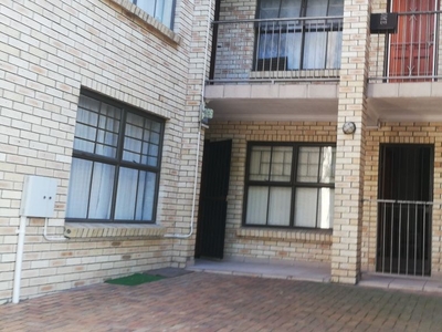 2 Bedroom Flat To Let in Brackenfell Central