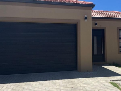 4 Bed House for Sale Fairview Golf Estate Gordons Bay