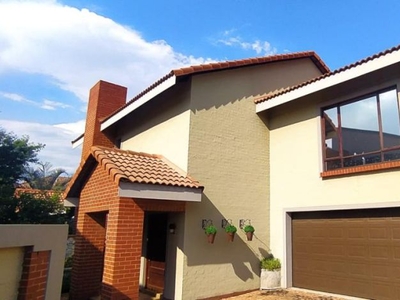 4 Bedroom house for sale in Rose Acres Estate, Pretoria