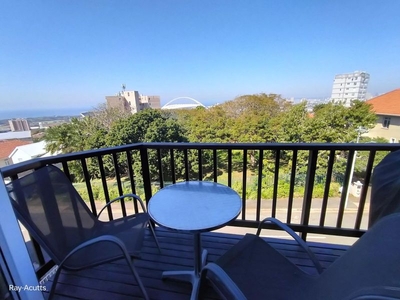 Beautiful large apartment with views at R1,080,000.00