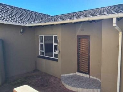 House For Rent In Melville, Port Shepstone