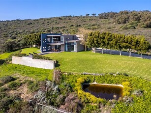 106 ha Farm in Stellenbosch Agricultural