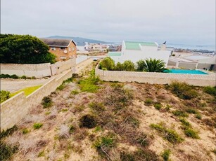 833 m² Land available in Myburgh Park