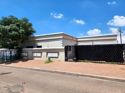 3 Bedroom House For Sale in Mamelodi West