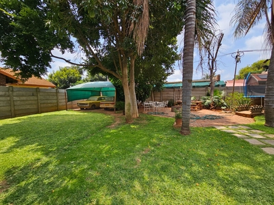 3 bedroom house to rent in Flora Park (Polokwane)
