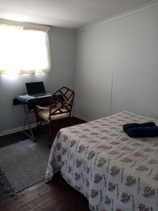 One bedroom granny flat close to Eastgate and Bedford Centre