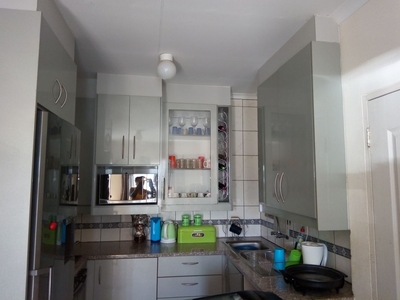 Two Bedroom Apartment to Rent in Kya Sands Estate/Bloubosrand.