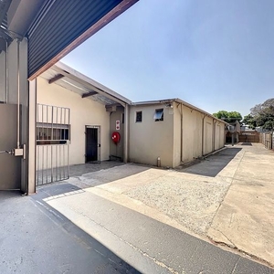 Warehouse 60sqm to Rent in PTA East Silverton: 4+J Business Park