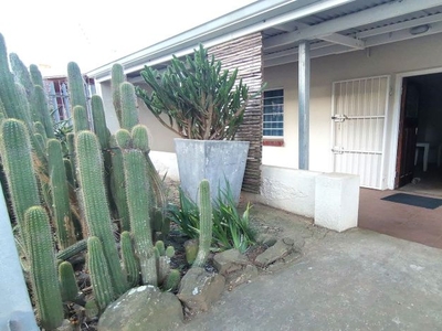 2 Bedroom house to rent in Fort England, Grahamstown