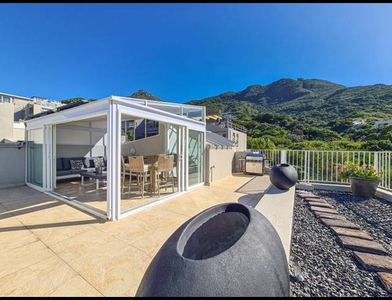3 bed property to rent in hout bay central