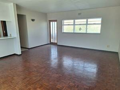 2 Bed Apartment at Parklane Centre in Grassy Park, Cape Town - Cape Town