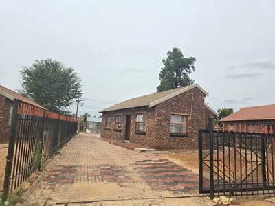 3 Bedroom House for sale in Mmabatho Unit 12