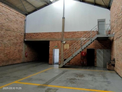 Unbeatable opportunity! Warehouse, Factory or Distribution Center with Old Pretoria Road visibility in Tillbury Business Park, Midrand. Act fast and secure your spot now!