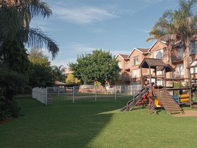 2 Bedroom apartment for sale in Florida, Roodepoort