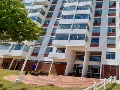 2 Bedroom Apartment To Let in Humewood