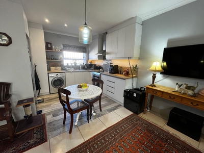 2 Bedroom Townhouse For Sale in De Bron