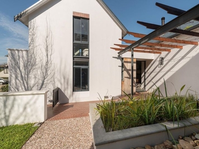 Architectural masterpiece in the heart of Paarl