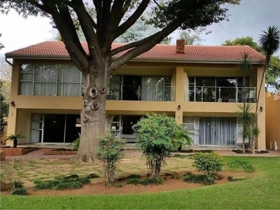 Bed & Breakfast for sale in Atholl, Sandton -5 Bedroom House with 7 Apartments