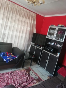 Family house to rent at Tembisa Liliba Ext 10