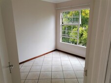 2 Bedroom Apartment For Sale in Sunnyridge