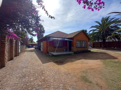 12 Bedroom Freehold For Sale in Kempton Park Ext 3