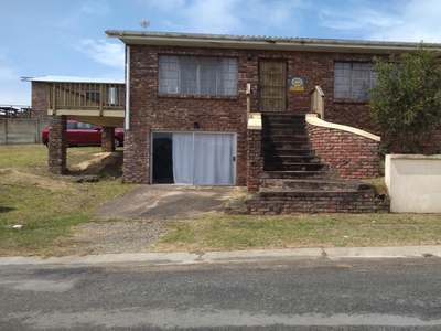 2 Bedroom House for Sale For Sale in Pacaltsdorp - Home Sell
