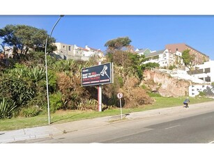 1 013 m² Land available in Port Elizabeth Central